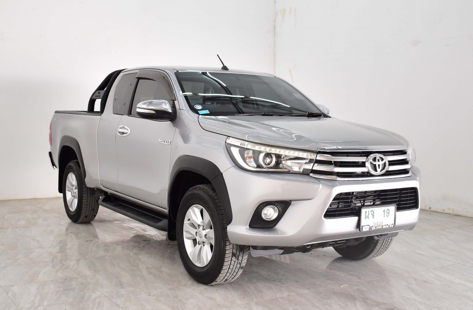Toyota Revo Cab Prerunner E AUTO