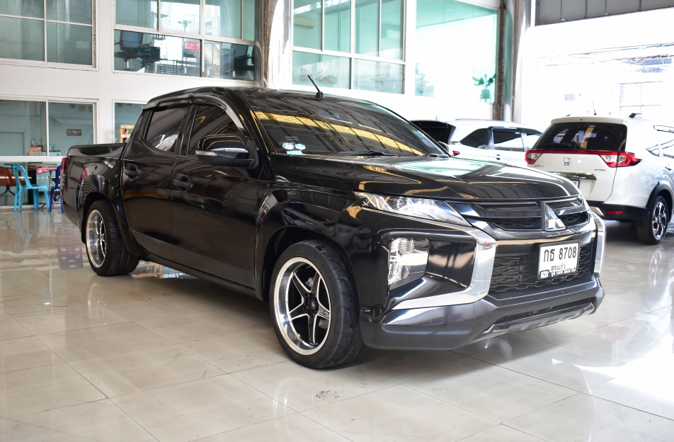 Mitsubishi Trition 4dr GLX